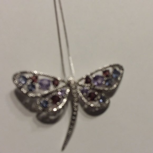 Dragonfly Crystal Necklace -NWT - Picture 2 of 6
